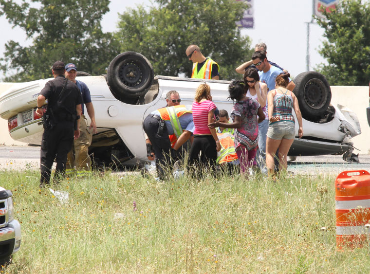 Vehicle rollover on 190